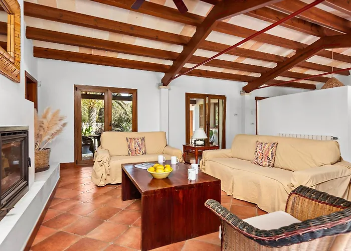 Sa Tanca 3 Bedroom Villa, וילה *