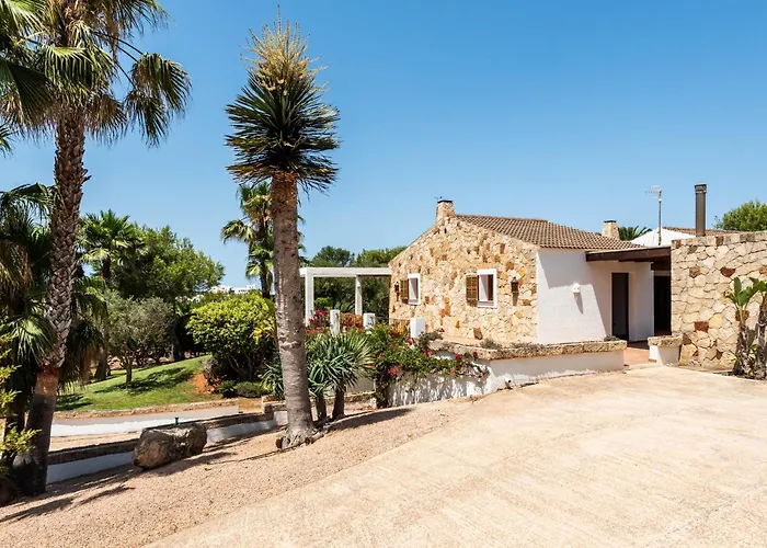 Sa Tanca 3 Bedroom Villa, ヴィラ カラ・モレル